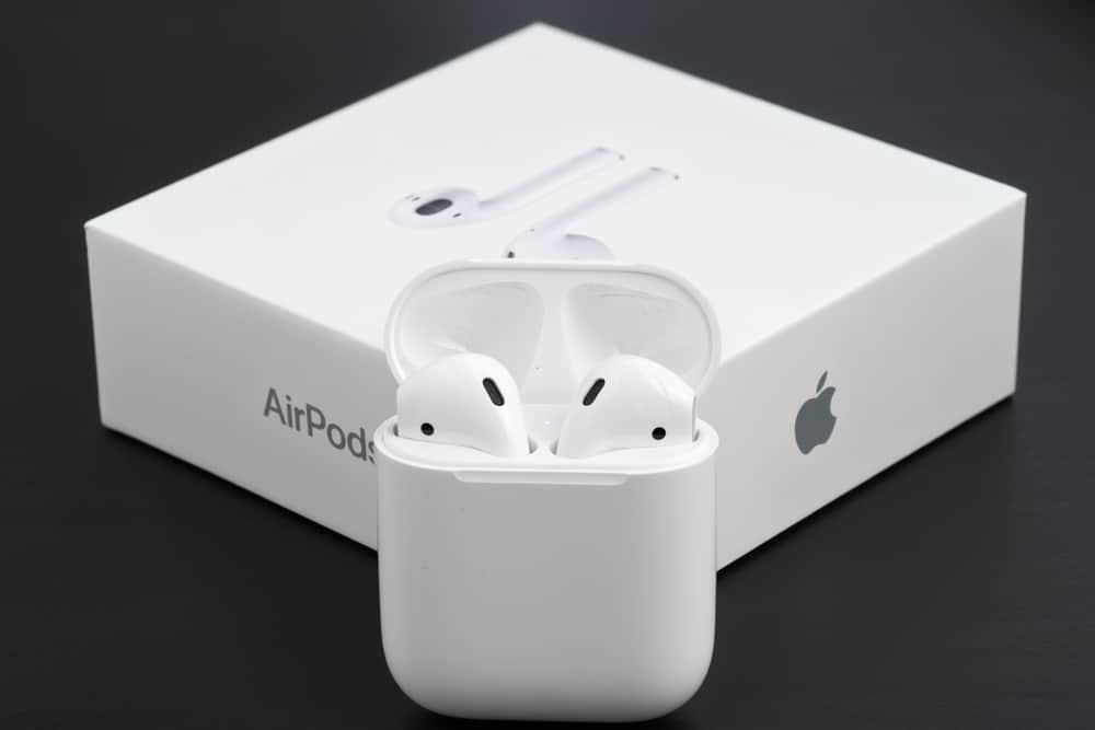 Бездротові навушники AirPods, розроблені Apple Inc