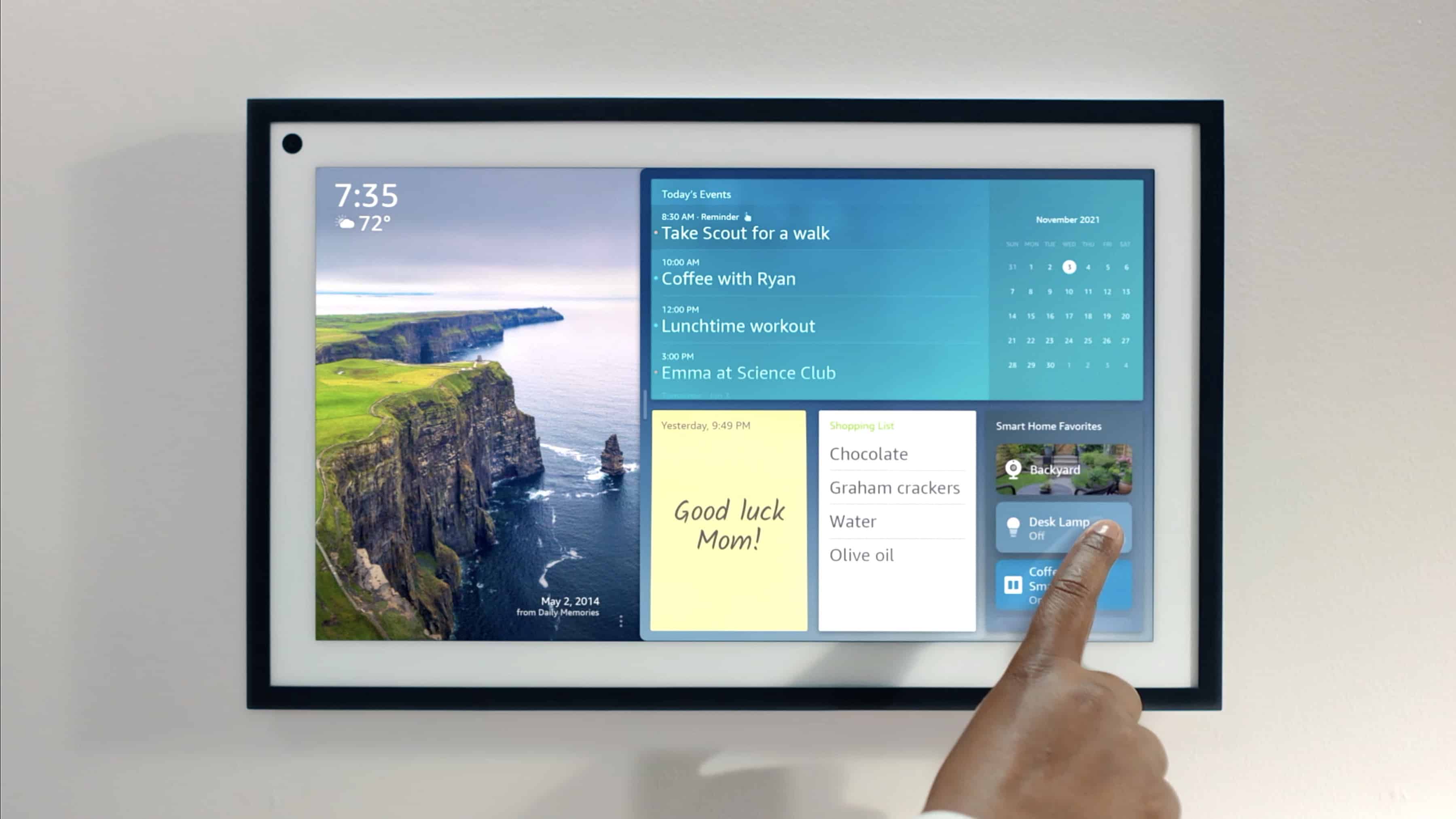 На цьому знімку екрана Echo Show 15 представлено під час оголошення про пристрої та служби Amazon 28 вересня 2021 року.