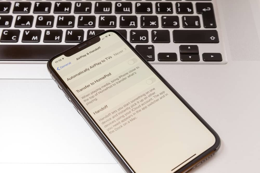 Передача Apple