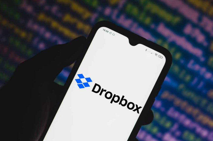 24 березня 2021, Бразилія. На цій фотоілюстрації логотип Dropbox