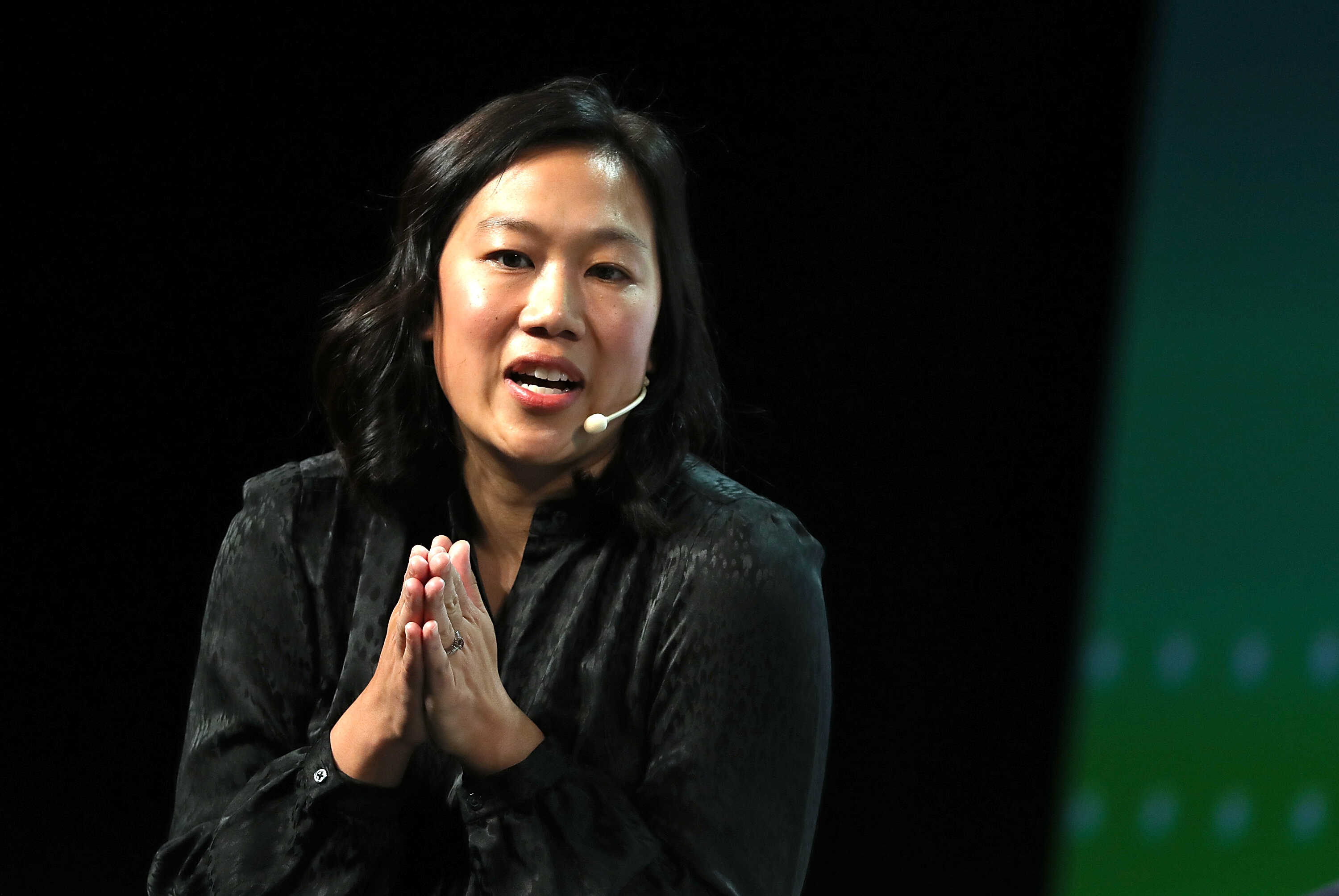 Прісцилла Чан, співзасновник Chan Zuckerberg Initiative LLC, виступає під час TechCrunch Disrupt SF 2018 6 вересня 2018 року в Сан-Франциско, Каліфорнія. TechCrunch Disrupt звертає увагу на революційні стартапи та новаторів. Триденна конференція містить інтерв’ю з провідними підприємцями галузі, інвесторами та хакерами. TechCrunch Disrupt SF триватиме до 7 вересня.