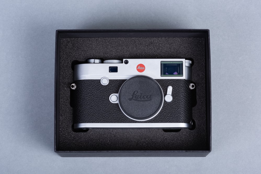 Гетеборг, Швеція - червень 2019: Leica M10 срібло