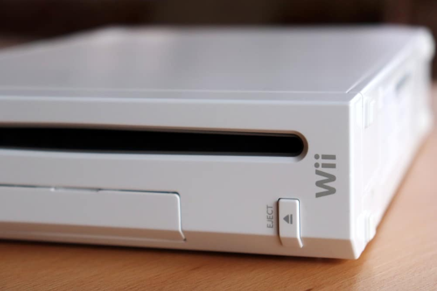 домашня відеоігрова консоль, випущена Nintendo