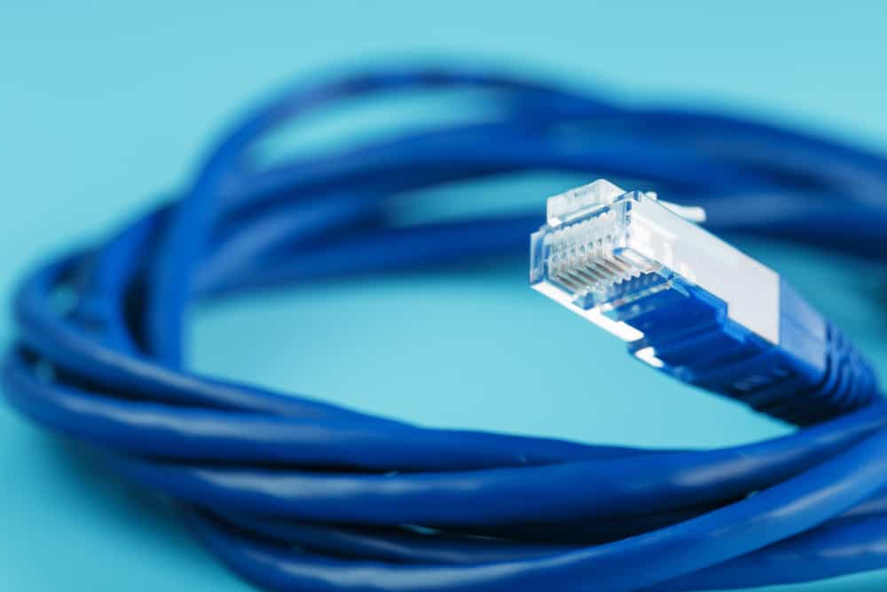 Чому кабелі Ethernet такі дорогі (10 причин)
