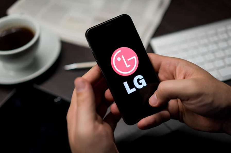 телефон LG