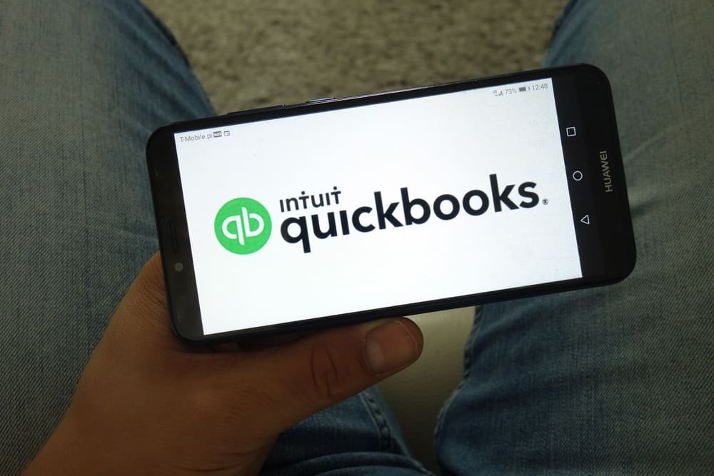 Чому QuickBooks такий дорогий (10 причин)