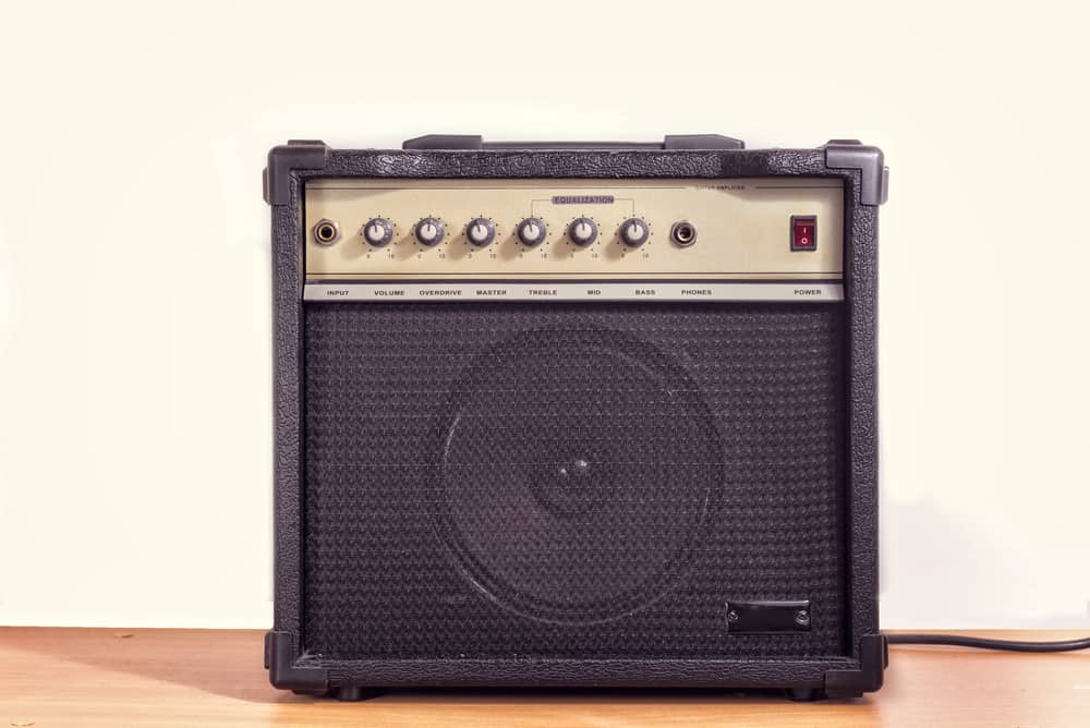 Маленький електрогітарний підсилювач