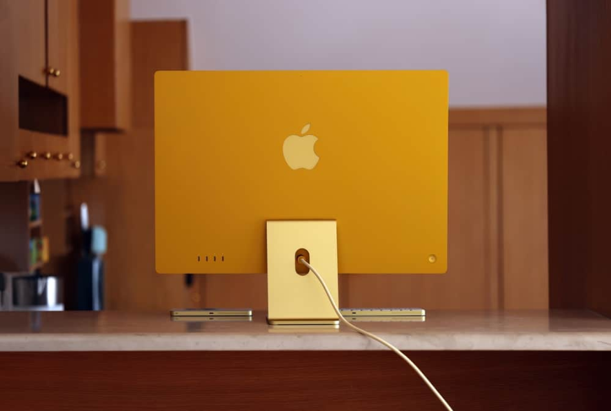 Новий жовтий Apple iMac 24 2021 року з кремнієвим чіпом M1