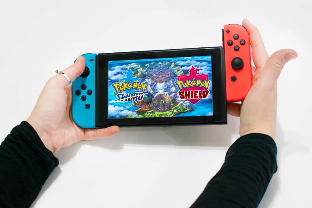 трейлер меча покемона в консолі nintendo switch