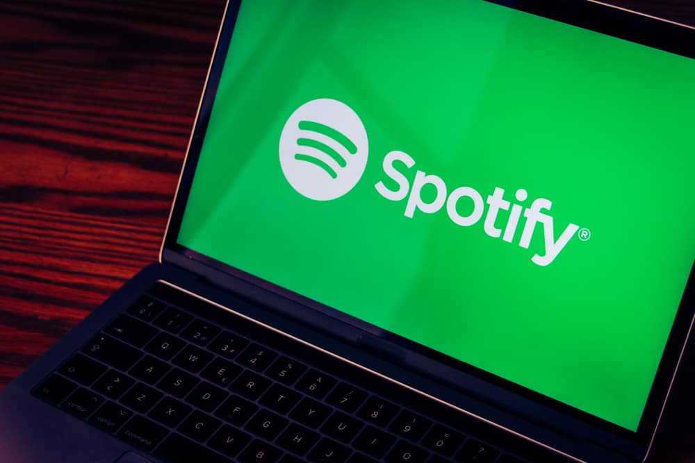 Spotify на ноутбуці