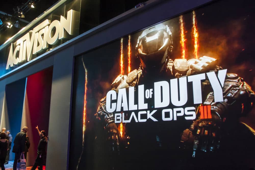 Стенд і демо-зона Activision