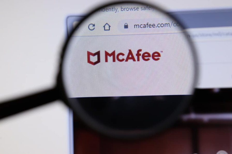 Сторінка веб-сайту McAfee