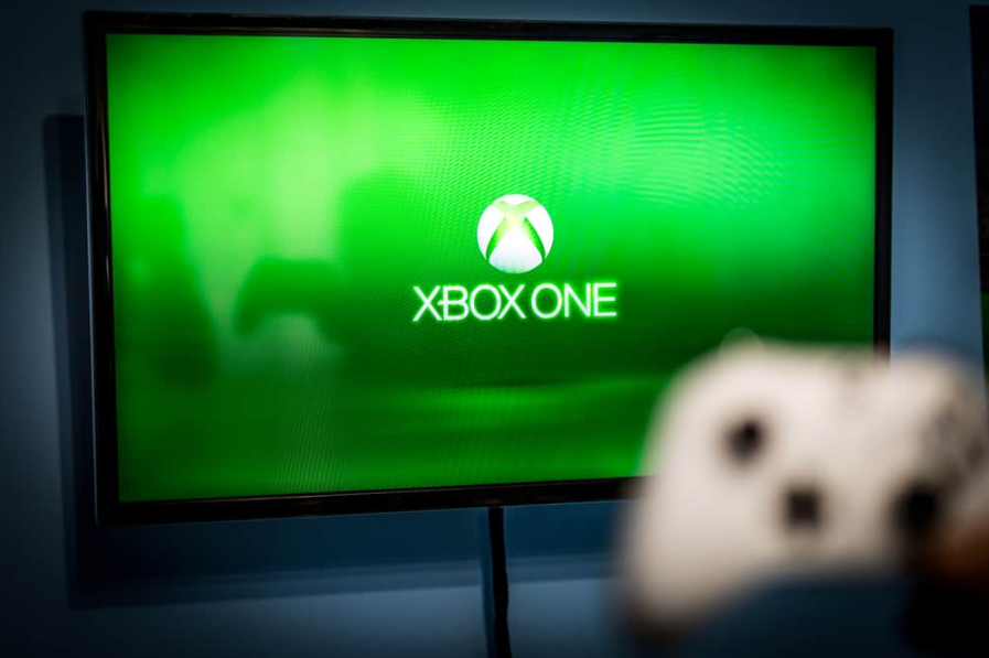 Xbox One на телевізорі